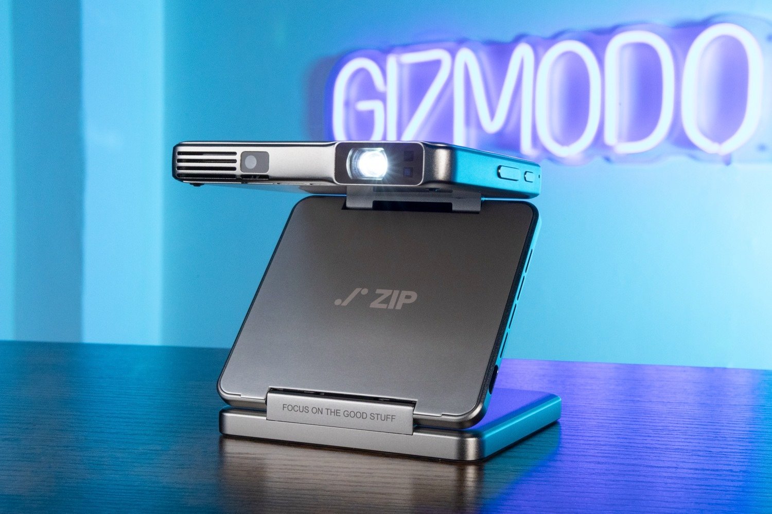 Aurzen Zip Portable Projector
