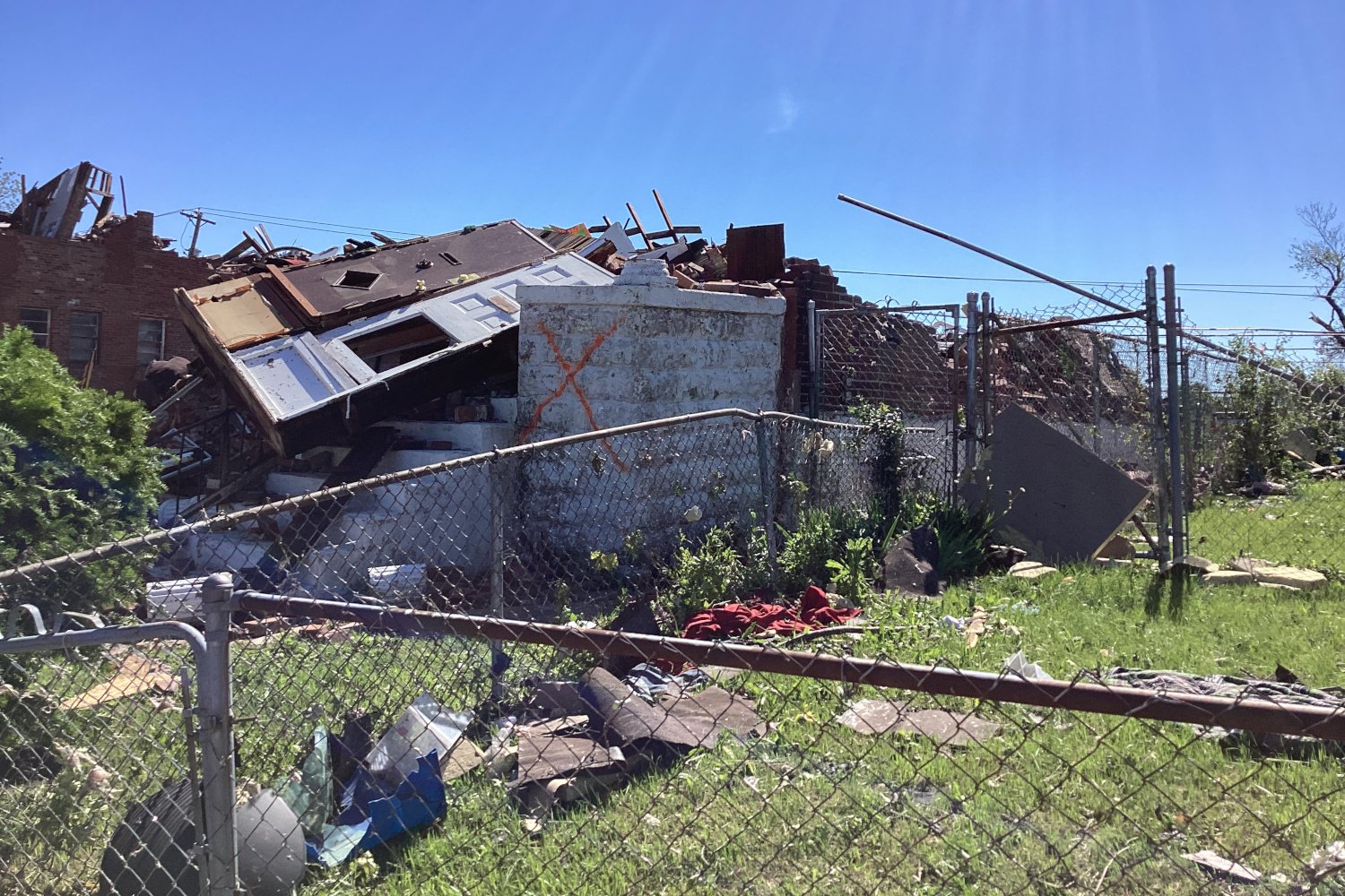 Family Residence Damage Tornado Stlois