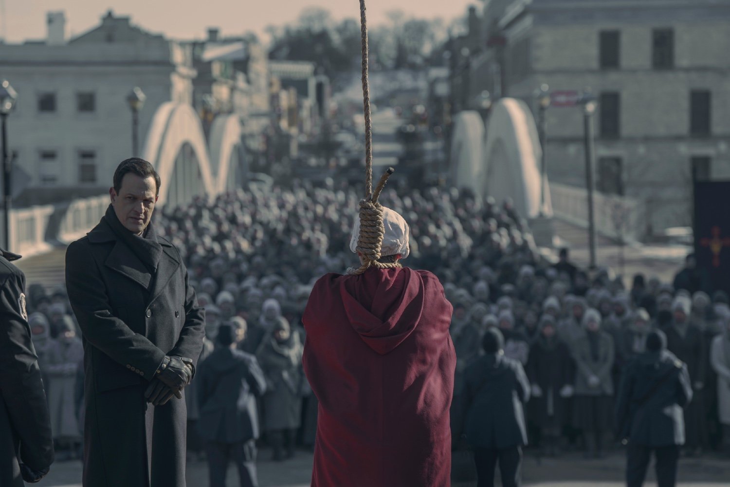 Handmaids Noose
